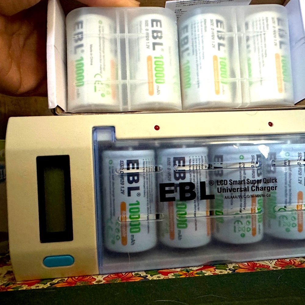 D rechargeable battery set